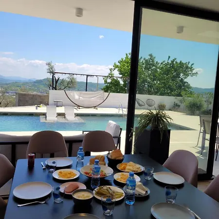 Villa Cubi *